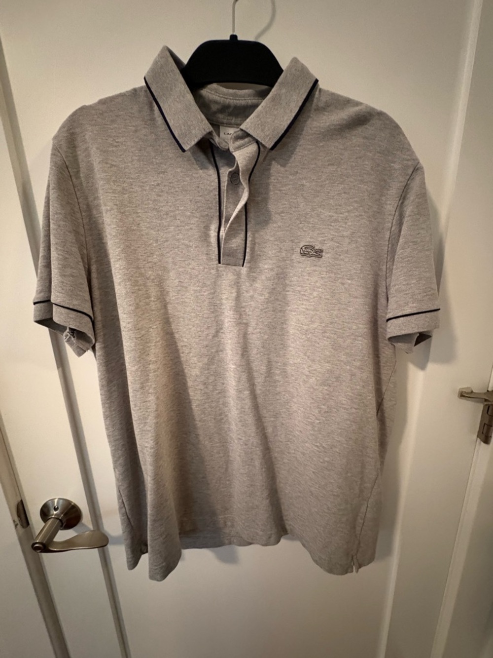 Lacoste Men’s Light Grey Polo with Navy Trim